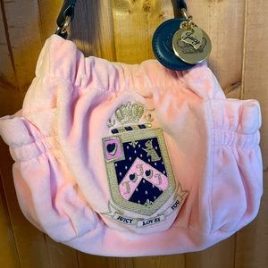 Juicy purse never used. Super cute and very soft velvety material.